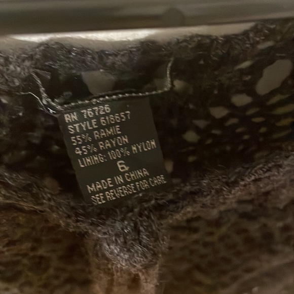 Excellent condition black crochet top - Picture 3 of 3